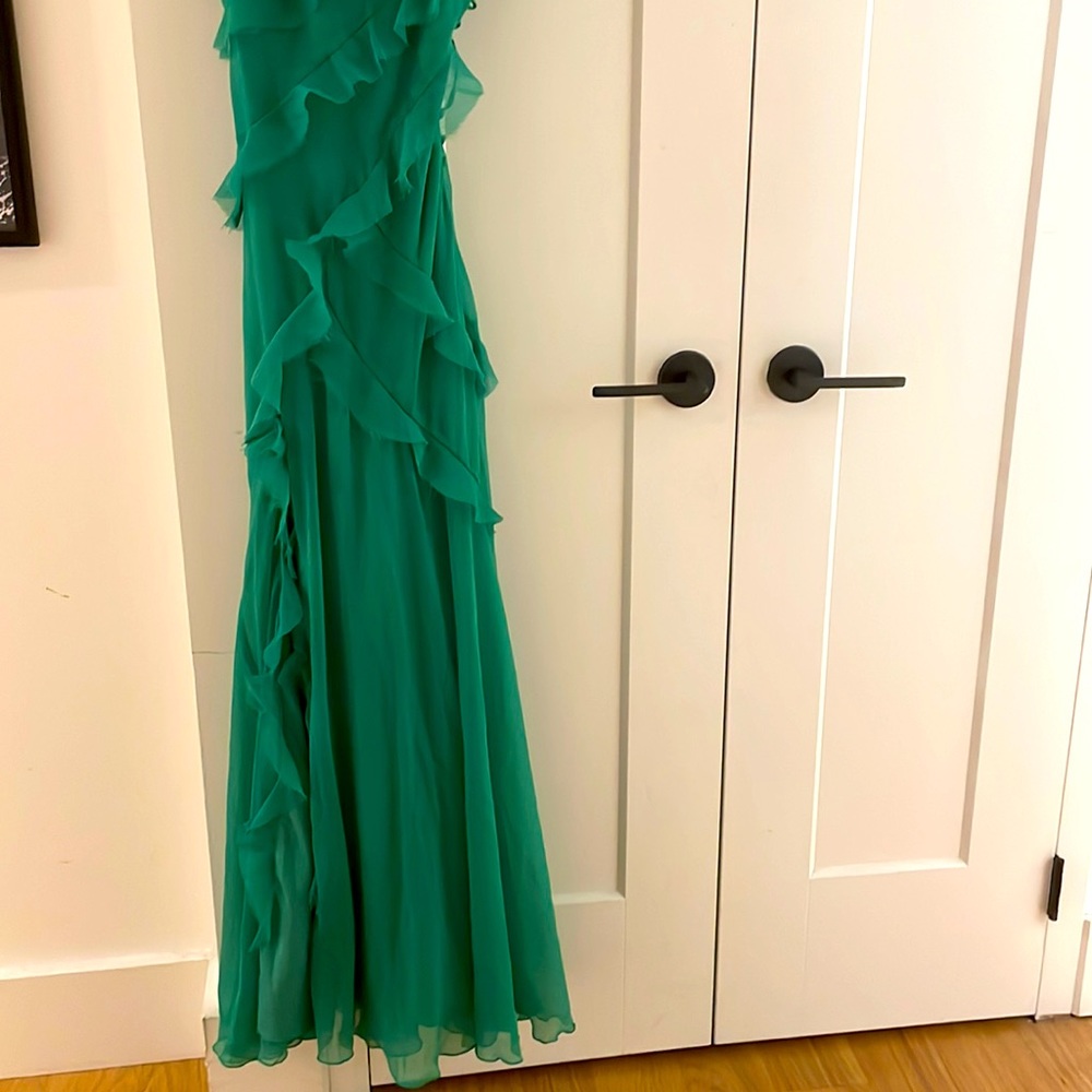 Green Ruffled Backless Evening Dress - Picture 4 of 7